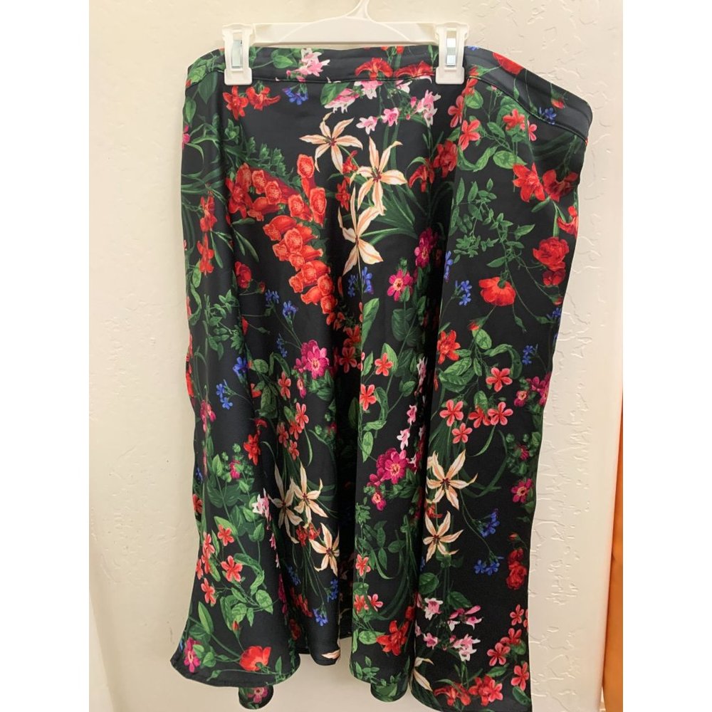 Lix Claiborne Woman OX Mid-Calf Length Skirt - Black, Red, and Pink